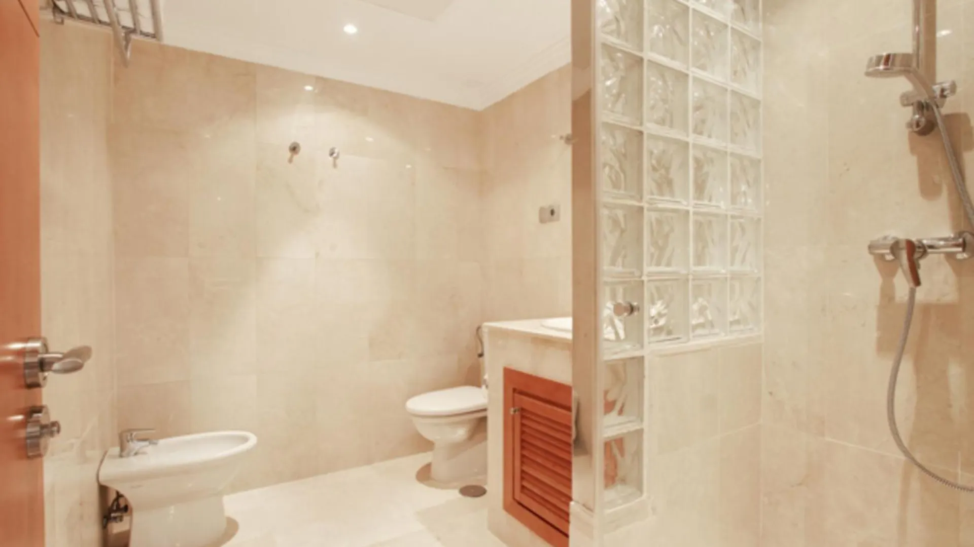 Aloha Hill Club Lluxury 5 Star Golf Resort Near Puerto Banus And Marbella España